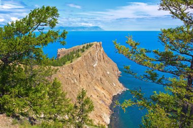 Cape Hoboj Adası Olkhon üzerinde