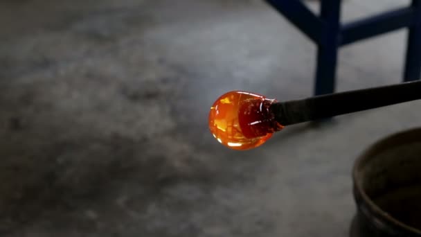 Work makes a product from a glass in a factory — Stock Video