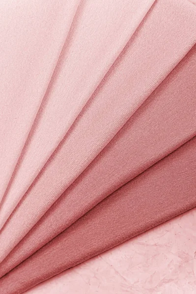 Nyanser av persika färg. Naturliga vävnader på en vit bakgrund — Stockfoto