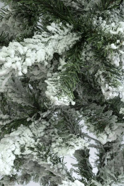 Sapin Artificiel Couleur Verte Avec Gros Plan Sur Neige — Photo