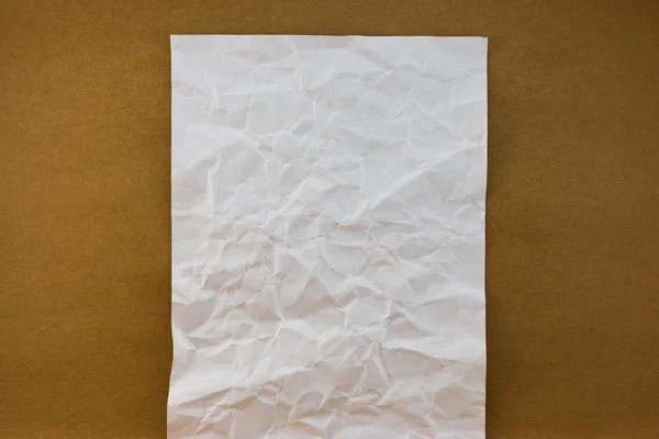 Bílá zmačkaný papír na dřevo papírové pozadí textura vinobraní st — Stock fotografie