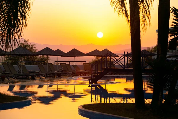 Belo Pôr Sol Resort Praia Mar Egeu Conceito Férias Verão — Fotografia de Stock