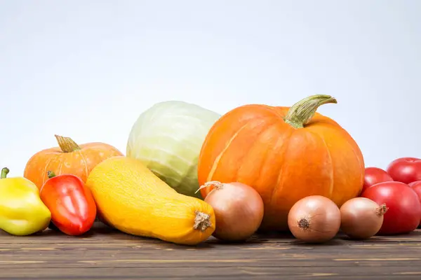 Closeup Freshly Harvested Vegetables Wooden Table Copy Space — Stock Photo, Image