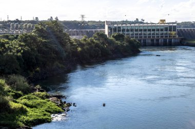Salto Grande, Sao Paulo, Brezilya, 30 Mayıs 2019. Salto Grande Hidroelektrik Santrali (Lucas Nogueira Garcez), Parana eyaletinin Sao Paulo ve Cambara eyaletleri arasında, Salto Grande belediyeleri arasında Paranapanema Nehri üzerinde yer alan bir fabrikadır..