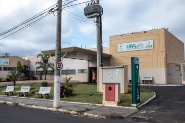 Marilia, Sao Paulo, Brezilya, 30 Ekim 2020. Portekizce, Marila şehrinde 24 saat açık olan UPA acil bakım ünitesinin ön cephesi ve girişi