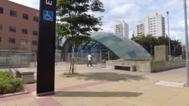Sao Paulo, Brazil, January 12, 2021. Passenger movement at the entrance to the Eucaliptos station on line 5 Lilas of the subway in Ibirapuera Avenue, south side of Sao Paulo