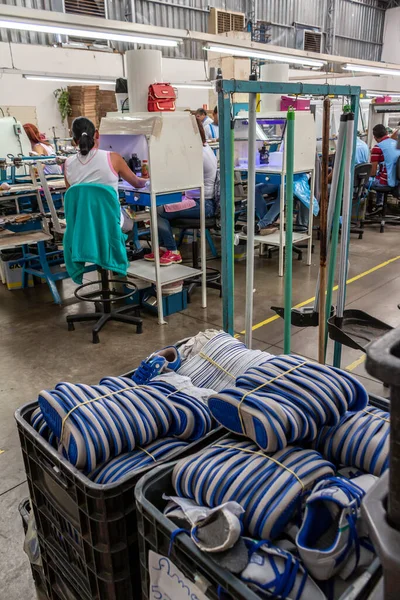 Birigui Sao Paulo Brésil Avril 2015 Ligne Production Chaussures Pour — Photo