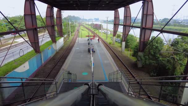 Sao Paulo Brazil January 2021 Cptm 에메랄드 아마로 승강장의 열차와 — 비디오