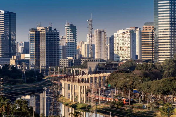 Skyline Ciudad Con Avenida Marginal Río Pinheiros Primer Plano Zona —  Fotos de Stock