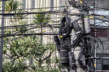 Brezilya 'nın en büyük şehri Sao Paulo' daki Elektrik Hattı Kablo İletişimi