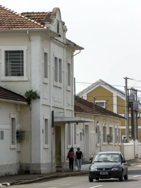Campo Grande, Mato Grosso do Sul, 23 Eylül 2006. Campo Grande 'deki tren istasyonuna cephe ve giriş, MS