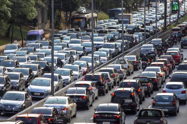 23 de Maio Caddesi üzerinde trafik
