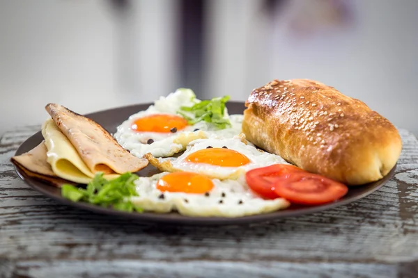 yumurta Kahvaltı, ana sayfa