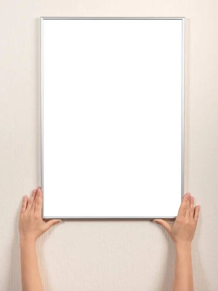 画框挂在墙上 一个女人白白挂在墙上 感恩白框模型 — 图库照片