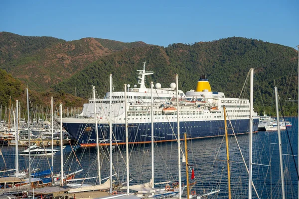 Marmaris, Türkiye Kasım 2020: Blue Sapphire ANEX Tour 'un sahibi ve işletmecisi. Haziran 2020 'de ANEX Tour' a satıldı ve adı Blue Sapphire olarak değiştirildi.