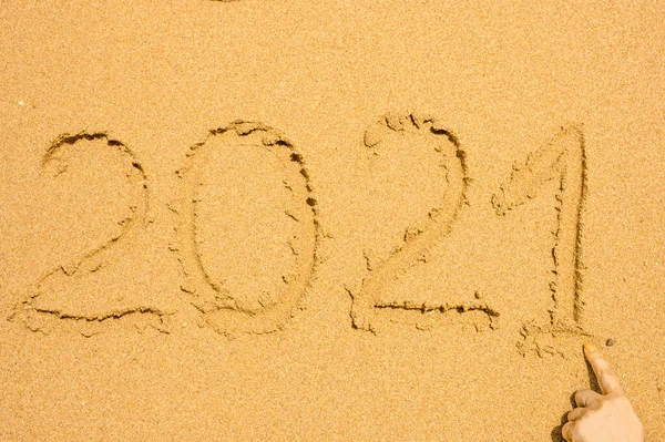 Hand Written Text 2021 Golden Wet Sand Beach Recovery Covid — Stock Photo, Image