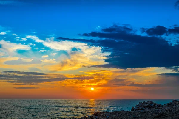 Zonsondergang op zee — Stockfoto