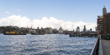 Southbank River Thames Londra, Queens yürüyüş