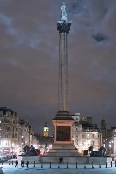 Coluna Lord Nelson na Trafalgar Square Londres — Fotografia de Stock