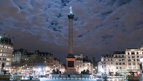 Trafalgar Square Londra di notte — Foto Stock