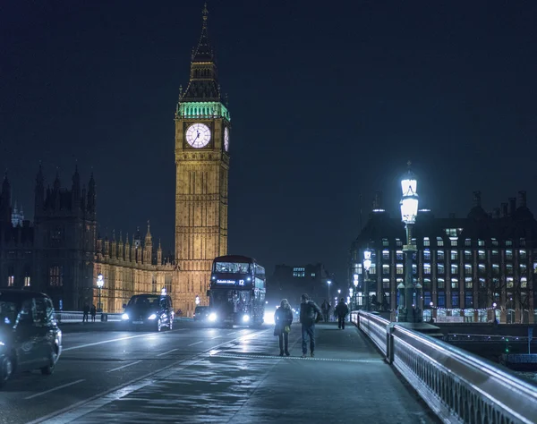 Ponte di Westminster con Big Ben e Camere del Parlamento di notte — Foto Stock