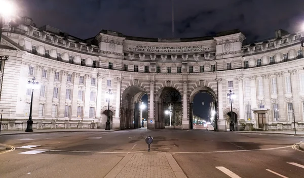 Знаменитая Адмиралтейская арка Лондона — стоковое фото