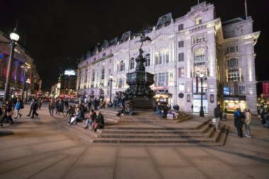 Çeşme Piccadilly Circus Londra - 22 Şubat 2016