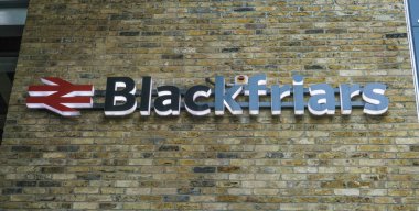 Blackfriars Londra - 22 Şubat 2016 istasyonu.