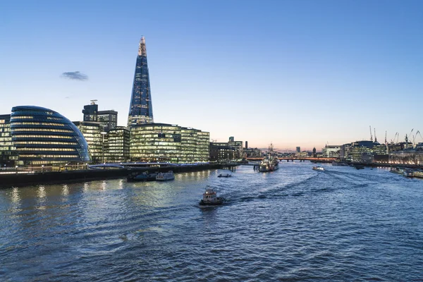 London Panorama s budovou radnice a střípek - Londýn/Anglie 23 únor 2016 — Stock fotografie