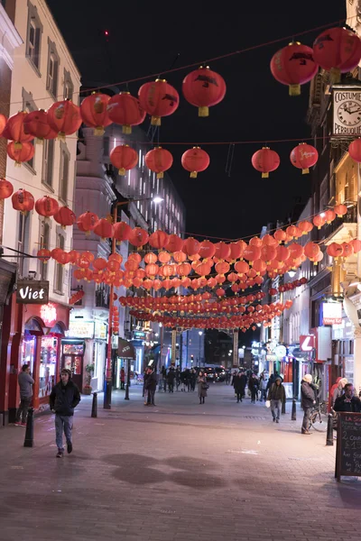 Londres Chinatown à noite LONDRES, INGLÊS - FEVEREIRO 22, 2016 — Fotografia de Stock