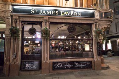 Geleneksel İngiliz Pub St. James Tavern Londra, İngiltere - 22 Şubat 2016