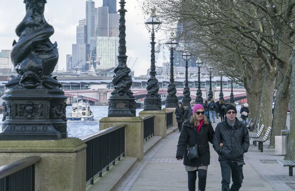Queens chůze v Southbank Londýn Řeka Temže, Engl — Stock fotografie