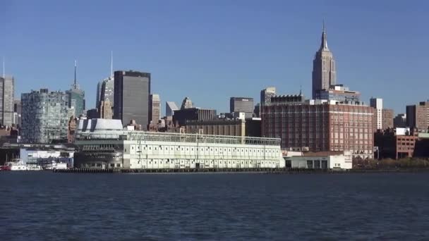 Manhattan Midtown desde Hudson River — Vídeo de stock