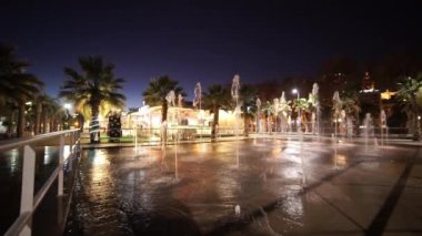 Gece güzel çeşmeler-Malaga