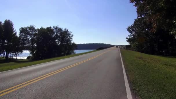 Tennessee River w Natchez ślad Parkway — Wideo stockowe