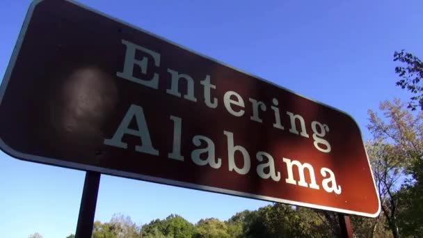 Entering Alabama on Natchez Trace Parkway — Stock Video