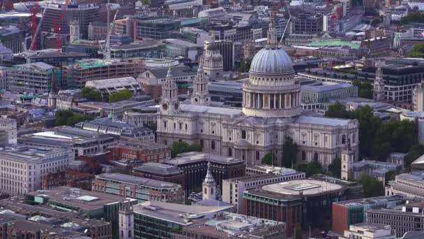 Luchtfoto St Pauls Cathedral — Stockvideo