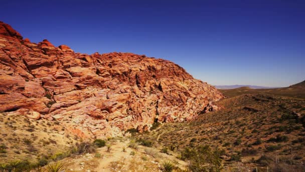 Vörös sziklák a nevadai sivatagban - Las Vegas, Nevada/Usa — Stock videók