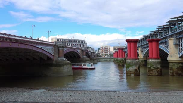 Blackfriars köprüden Londra — Stok video