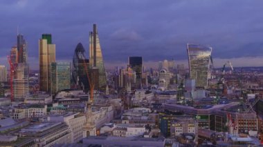 Londra - akşam hava görünümünü ünlü binalar