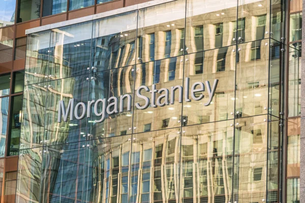 Morgan Stanley gebouw op Canary Wharf - Londen, 23 februari 2016 — Stockfoto
