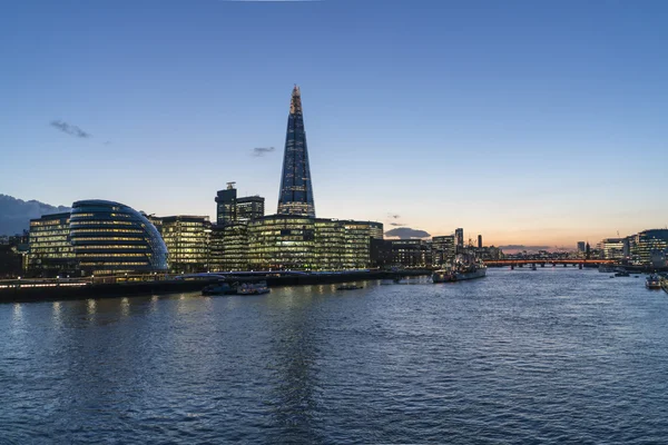 London Panorama s budovou radnice a střípek - Londýn/Anglie 23 únor 2016 — Stock fotografie