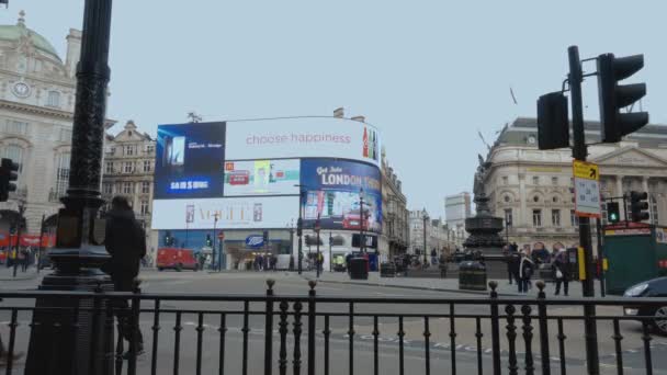 Piccadilly circus London January 16 2016 — Stock Video