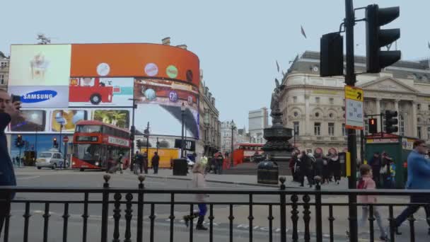 London Piccadilly circus 16 stycznia 2016 — Wideo stockowe