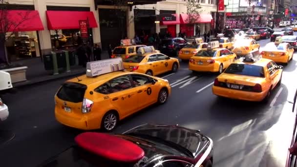 Conduite en taxi jaune à Manhattan New York — Video