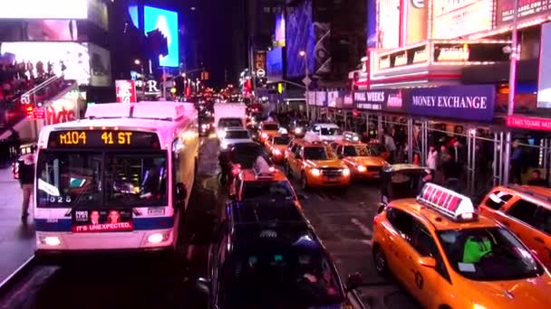 Times Square Manhattan Nueva York de noche — Vídeo de stock