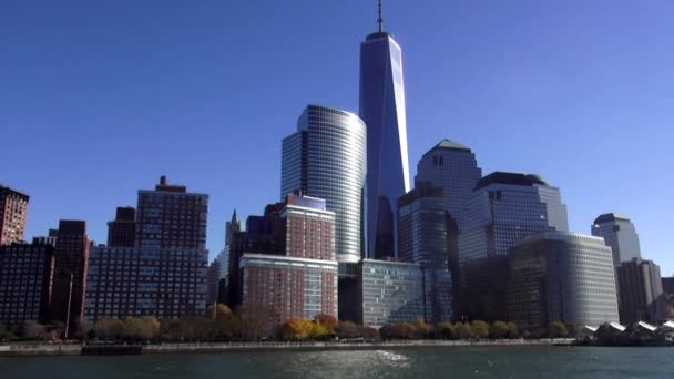 Финансовый район Манхэттена с новым Всемирным торговым центром — стоковое видео