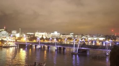 Golden Jubilee köprü gece - Londra, İngiltere Londra havadan görünümü