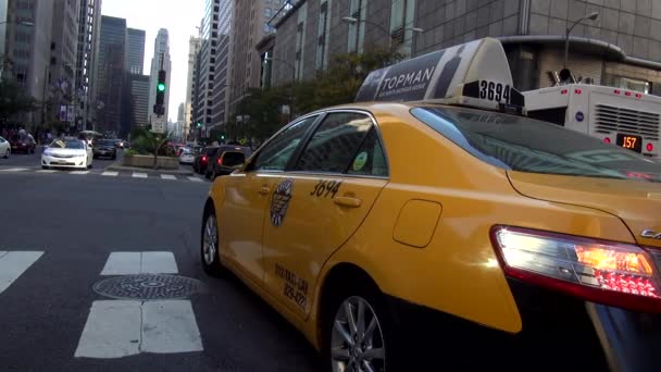 Taxi Cab i Chicago - Chicago, Illinois/Usa — Stockvideo