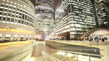 Modern ofis London Canary Wharf ve finans bölgesine büyük gece atış - Londra, İngiltere